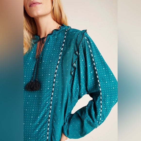 ANTHROPOLOGIE | DOLAN COLLECTION LUCILLE EMBROIDERY RUFFLE PRINTED BLOUSE LARGE - Picture 2 of 9